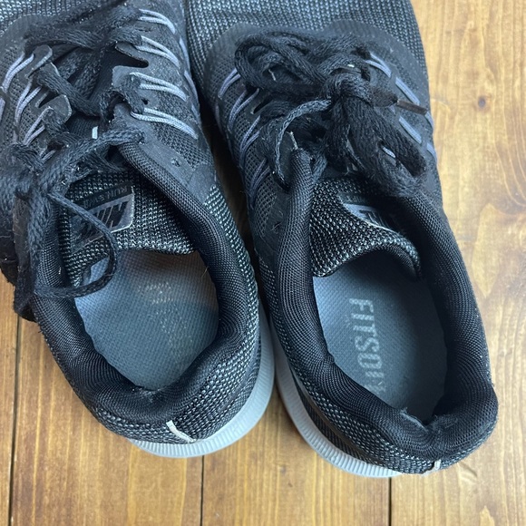 Nike Run Swift Running Shoes Womens size 8.5 dark gray and black - Picture 7 of 10